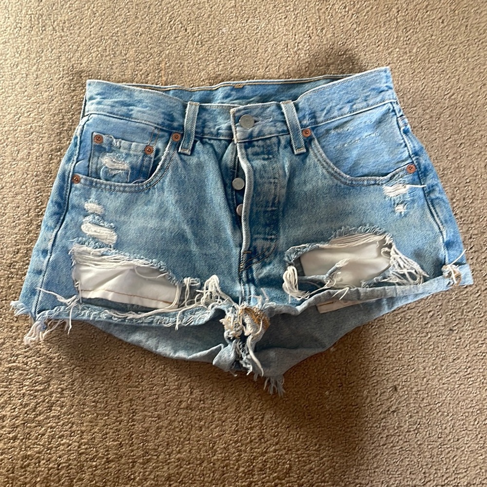 Levi’s 501 Light Wash Jean Short